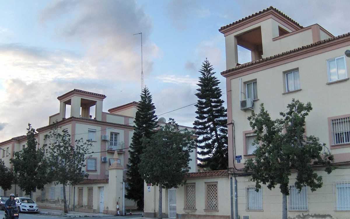 Calle Virgen de la Fuensanta, en el barrio de Carranque (Málaga)