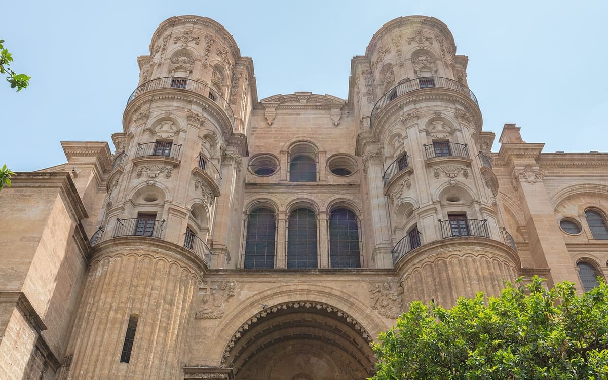 Fachada de la Catedral de Málaga, en el centro histórico